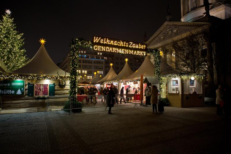 kerstmarkt-berlijn-gendarmenmarkt-twin-travel